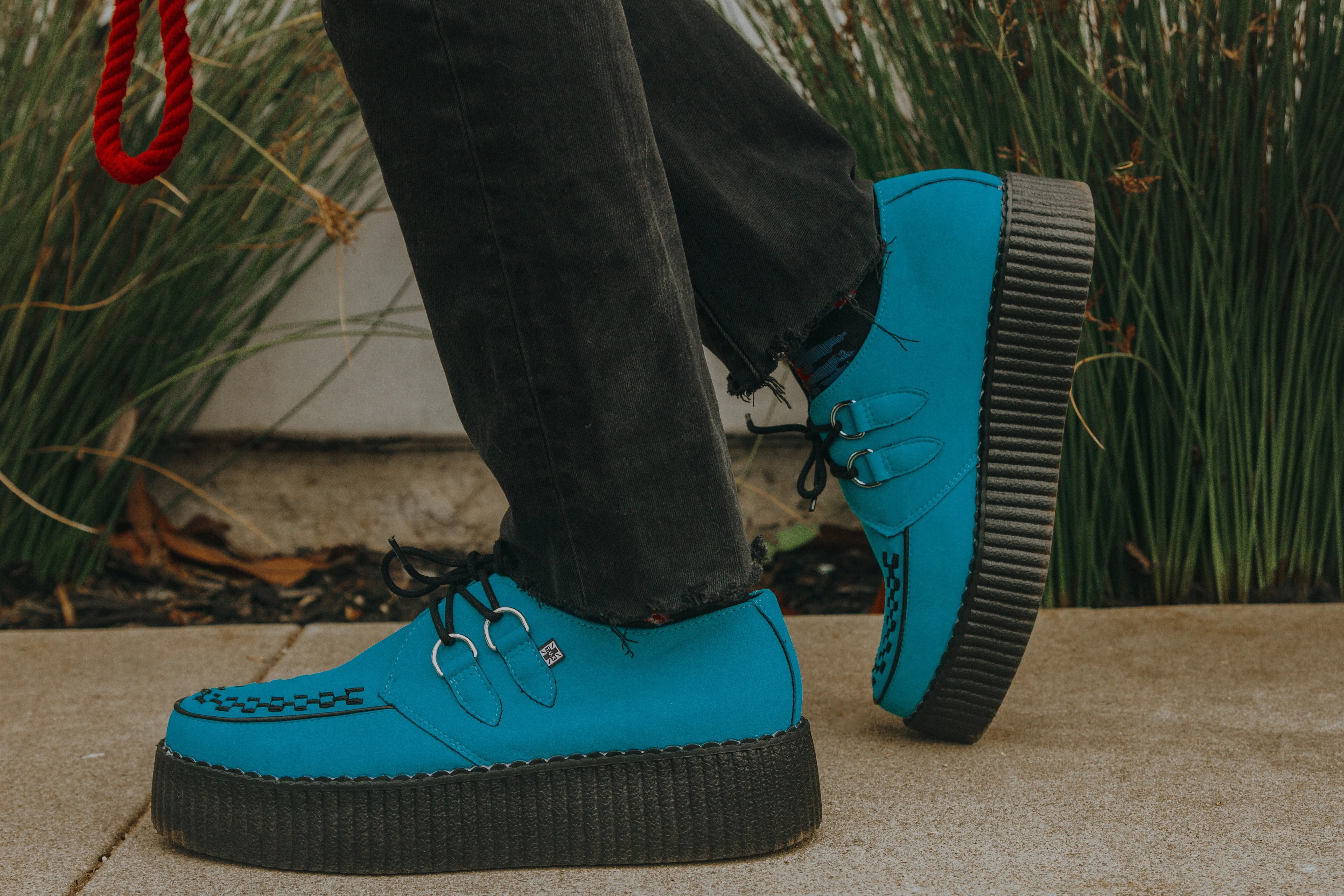 Teal Viva Mondo Creeper